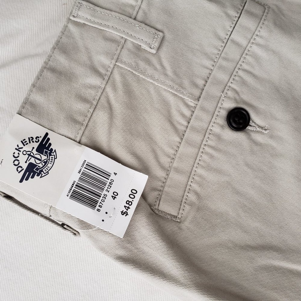 Docker's Men's Chino Classic Shorts Size 40